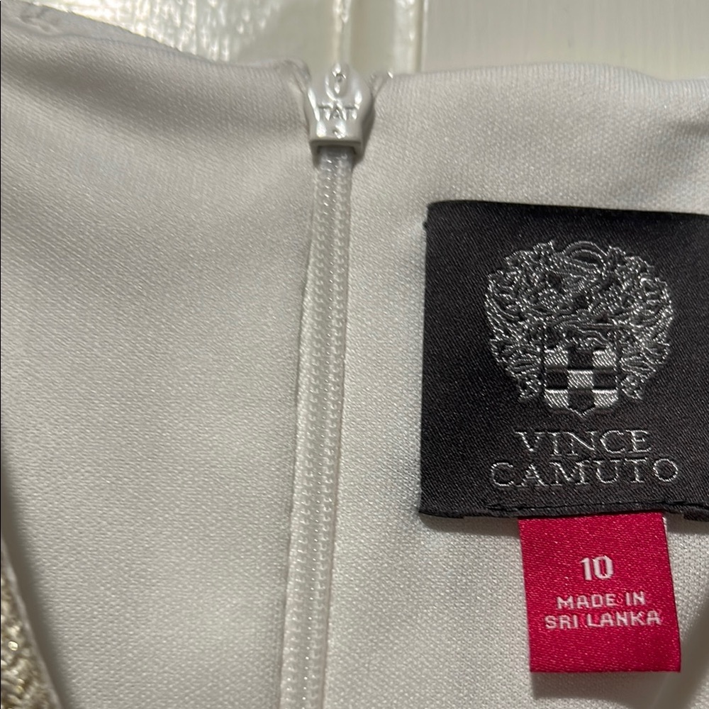 Vince Camuto White Dress with Gold Embellishments barely worn size 10 - Picture 2 of 6